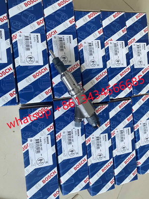 Original Hongyan truck diesel engine spare parts common rail fuel injectors 504255185 0445120157