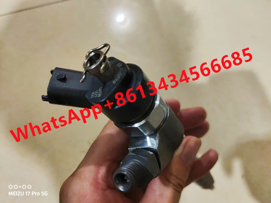 3801148 Common Rail Fuel Diesel Injector For  3819193 3887696 0445120096
