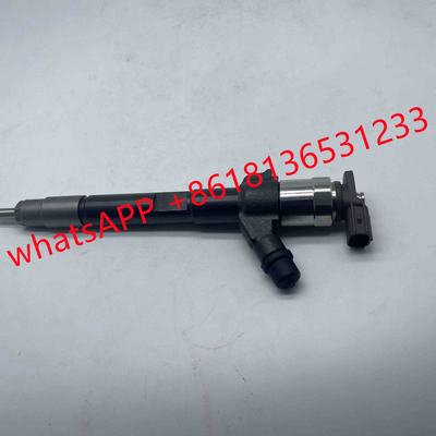 High Quality Diesel Fuel Injector 295050-1760 1465A439 Common Rail Fuel Injection Nozzle 295050-1760 1465A439