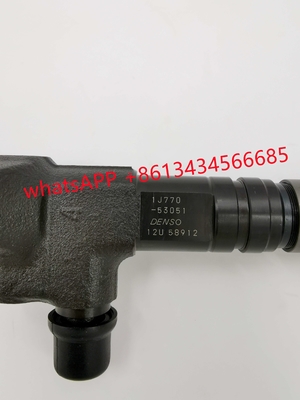 V3307 1J770-53050 1J770-53051 295050-1980 Kubota Fuel Injectors