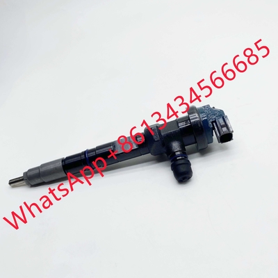 Genuine Diesel Injector 1J600-53052 For KUBOTA V3800 J60053052