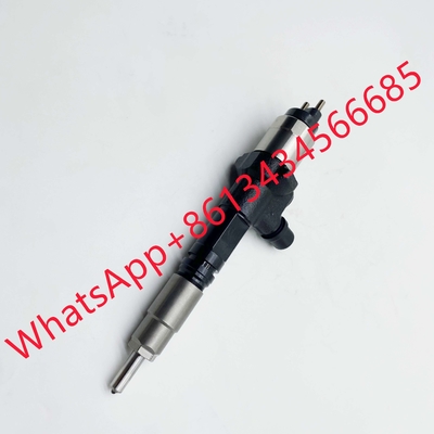 095000-9696 Denso Diesel Fuel Injectors For KUBO 095000-9690 Genuine Nozzle 1J500-53051