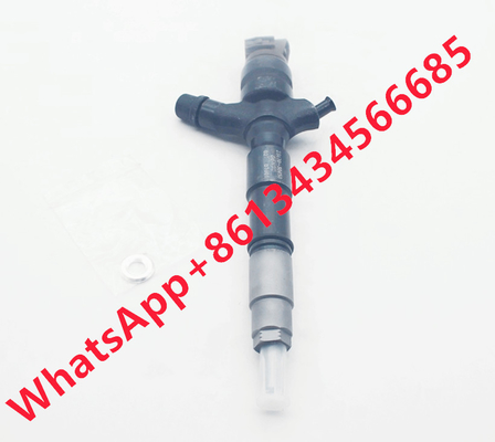 295900-0210 Fuel Injector Nozzle 295900-0280 23670-30450 For Toyota Hilux 2KD-FTV Common Rail