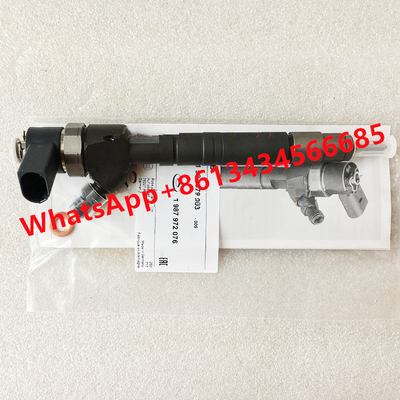 6110701687 Diesel Injector For Mercedes Benz Sprinter 0445110189 0445110190 A6110701687